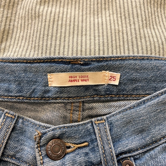 Levi’s High Loose W25 L31 - Picture 2 of 9